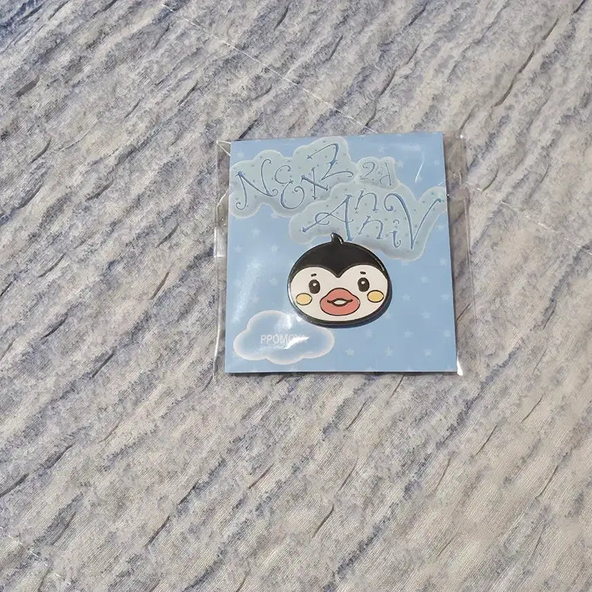 [BUNJANG] NEXZ 2nd Anniversary Popup Badge Tomoya / 넥스지 2주년 팝업 넥스주 뱃지 토모야 뽀모야