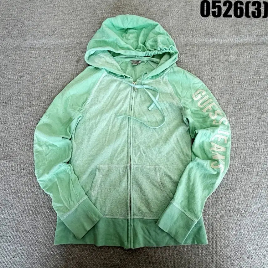 [SOLD OUT] Guess 민트색 후드집업 S 0526