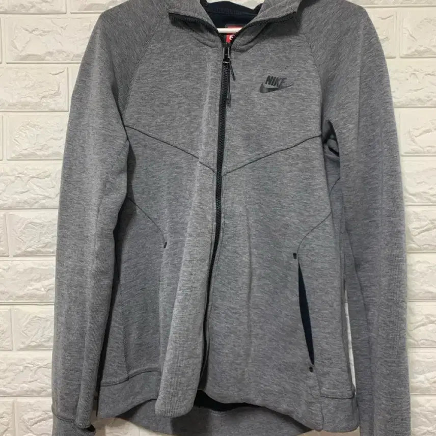 [SOLD OUT] 여성용 나이키 테크팩 후드집업
