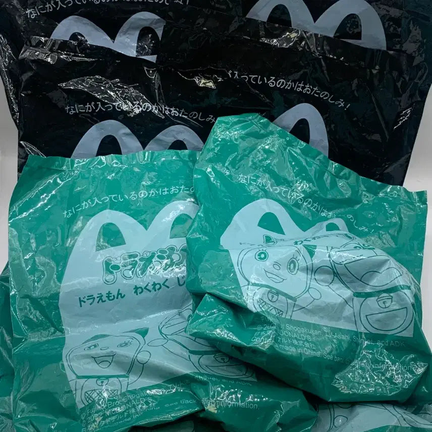 [BUNJANG] Doraemon Happy Meal Set Bundle (Sealed) / 도라에몽 해피밀 세트 미개봉 일괄판매 .