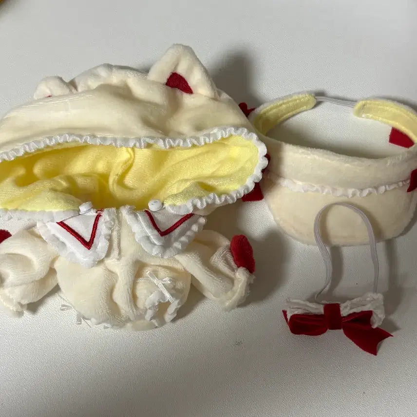 [BUNJANG] Honey Bakery Strawberry Roll Cake 10cm Doll Clothes / 허니베이커리 딸기 롤케잌 롤케익 10cm 인형 옷 솜깅 인형옷