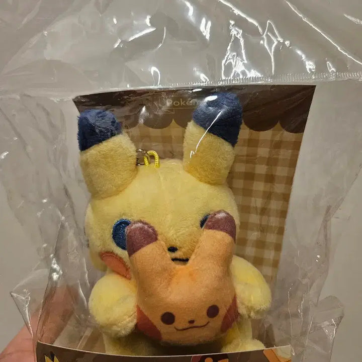 [BUNJANG] Ediya Pokemon Pikachu Plush Keychain / 이디야 포켓몬 피카츄 인형 키링