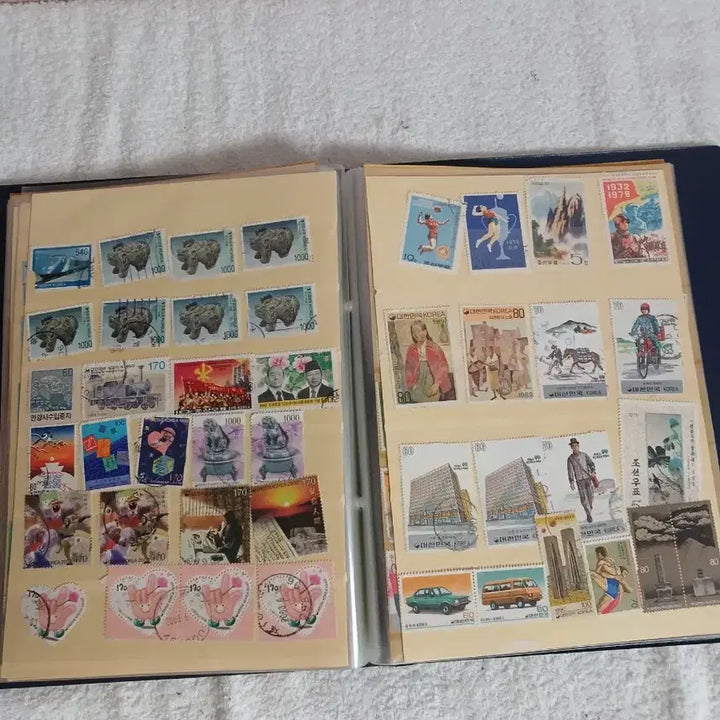 [BUNJANG] Used and Unused Stamp Collection Bundle / 수집 소장용 사용제우표 미사용포함 일괄. 내용참조