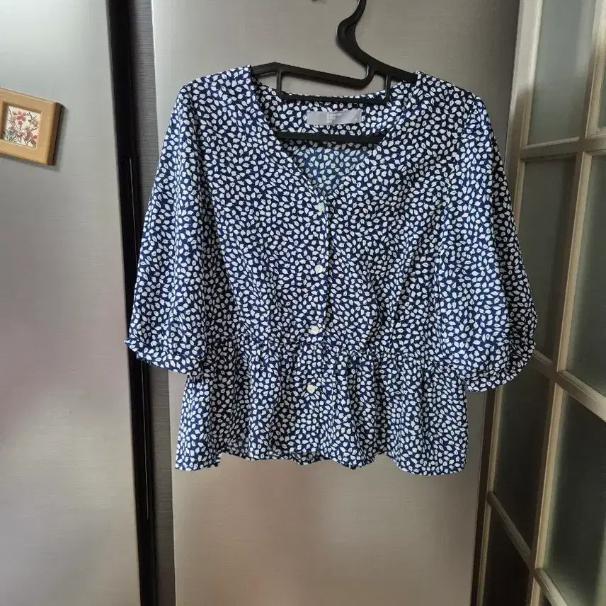 [BUNJANG] 8 Seconds Blue Pattern Peplum Blouse / [에잇세컨즈]블루 패턴 블라우스 페플럼 스타일