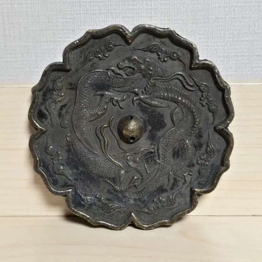 [BUNJANG] Ancient Bronze Dragon Mirror / 고미술 청동 용문양 동경