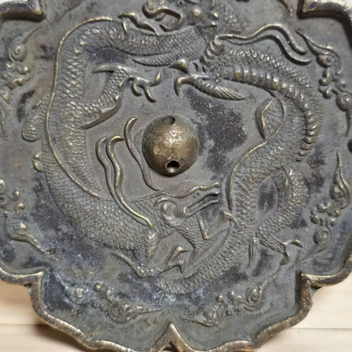 [BUNJANG] Ancient Bronze Dragon Mirror / 고미술 청동 용문양 동경
