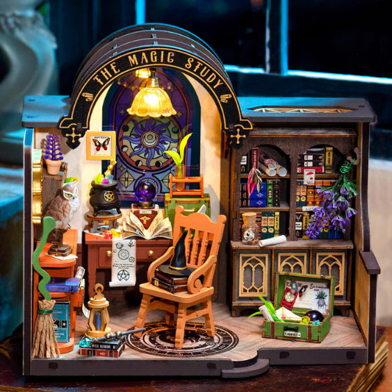 [BUNJANG] Rolife Magic Library Miniature House Kit (Sealed) / DIY 미니어처 하우스 로라이프 마법서재 마법사 미개봉 처분합니다