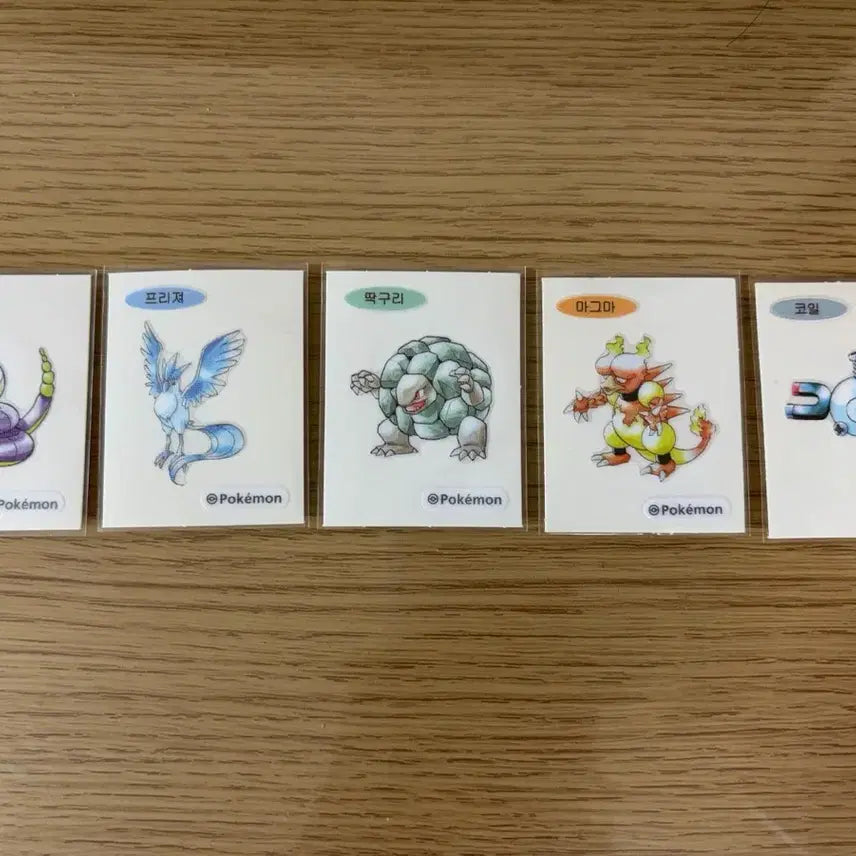 [BUNJANG] Pokemon 30th Anniversary "Ttibbujjissil" Sticker Set (5 Types) / 포켓몬 30주년 띠뿌띠뿌씰 5종 세트