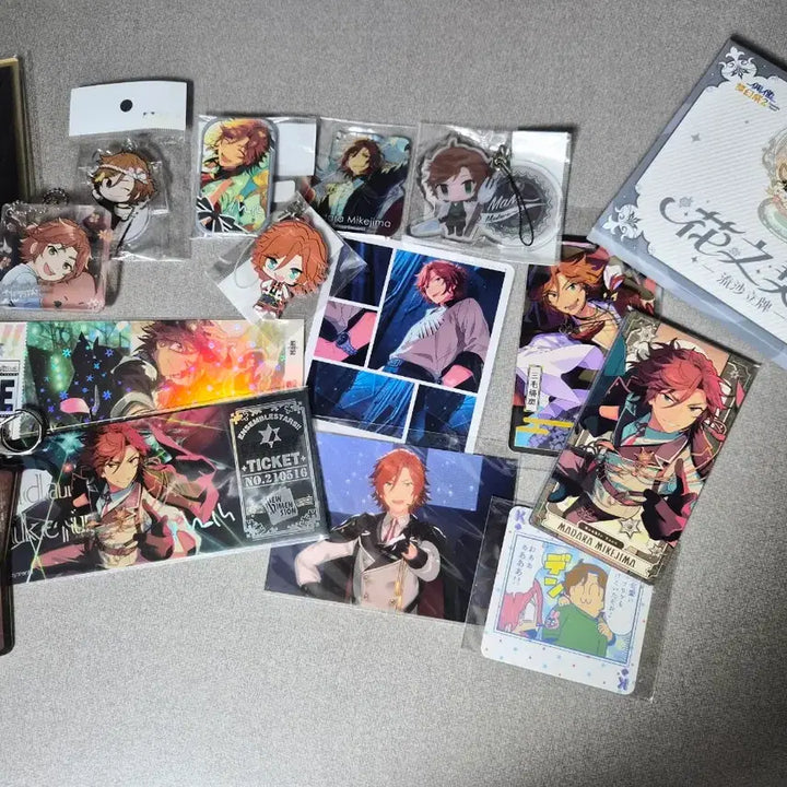 [BUNJANG] Ensemble Stars Mikage Madara Bundle Set / [일괄] 앙상블 스타즈 미케지마 마다라 굿즈