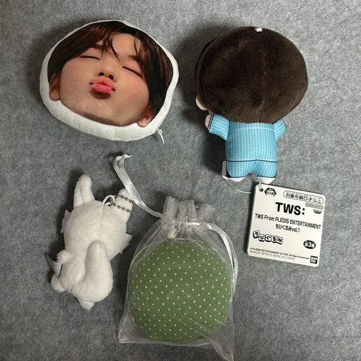 [BUNJANG] TWS Shinyu Doll Bundle Set / 투어스 신유 인형 일괄