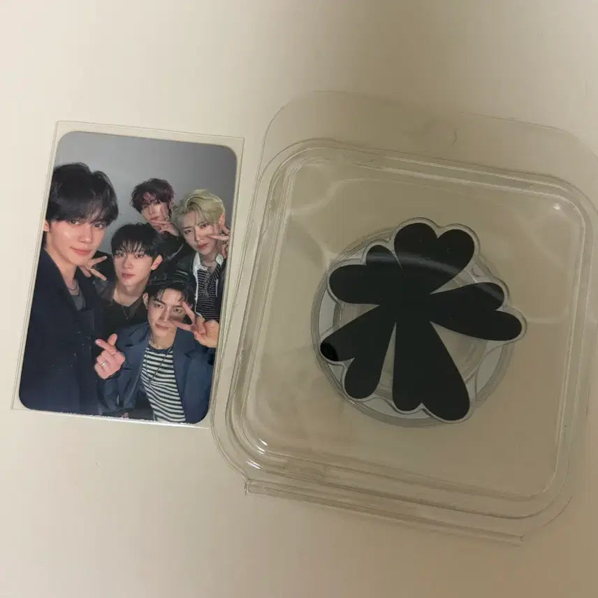 [BUNJANG] Double Show Case Group Photocard Gripsock / 앤더블 쇼케이스 포카 그립톡 역조공 양도 쇼케