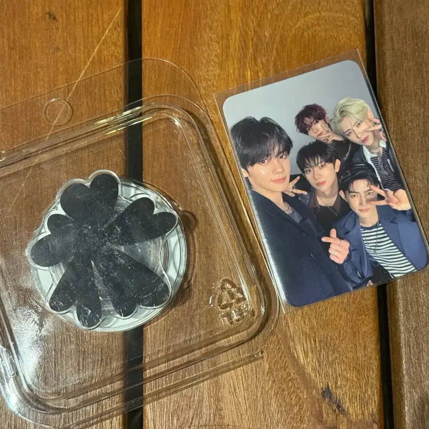 [BUNJANG] Double Show Case Group Photocard Gripsock / 앤더블 쇼케이스 포카 그립톡 역조공 양도 쇼케