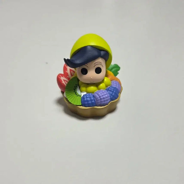 [BUNJANG] Crayon Shin-chan Fruit Tart Dessert Figure / (정품 새상품) 짱구 과일 타르트 디저트 피규어
