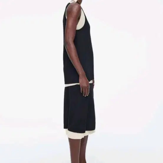 [BUNJANG] COS Layered Knitted Skirt Navy/Cream XS / COS 코스 레이어드 니티드 스커트 (XS)