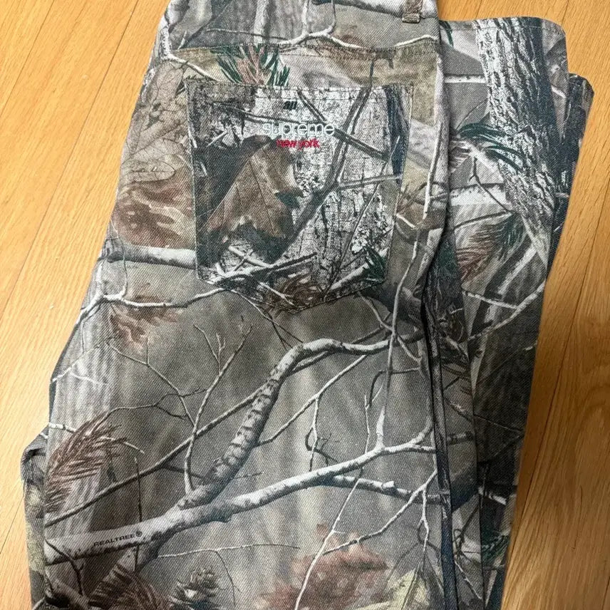 [BUNJANG] Supreme 25FW Realtree Camo Baggy Jeans / [34]25FW 슈프림 배기진 리얼트리 카모
