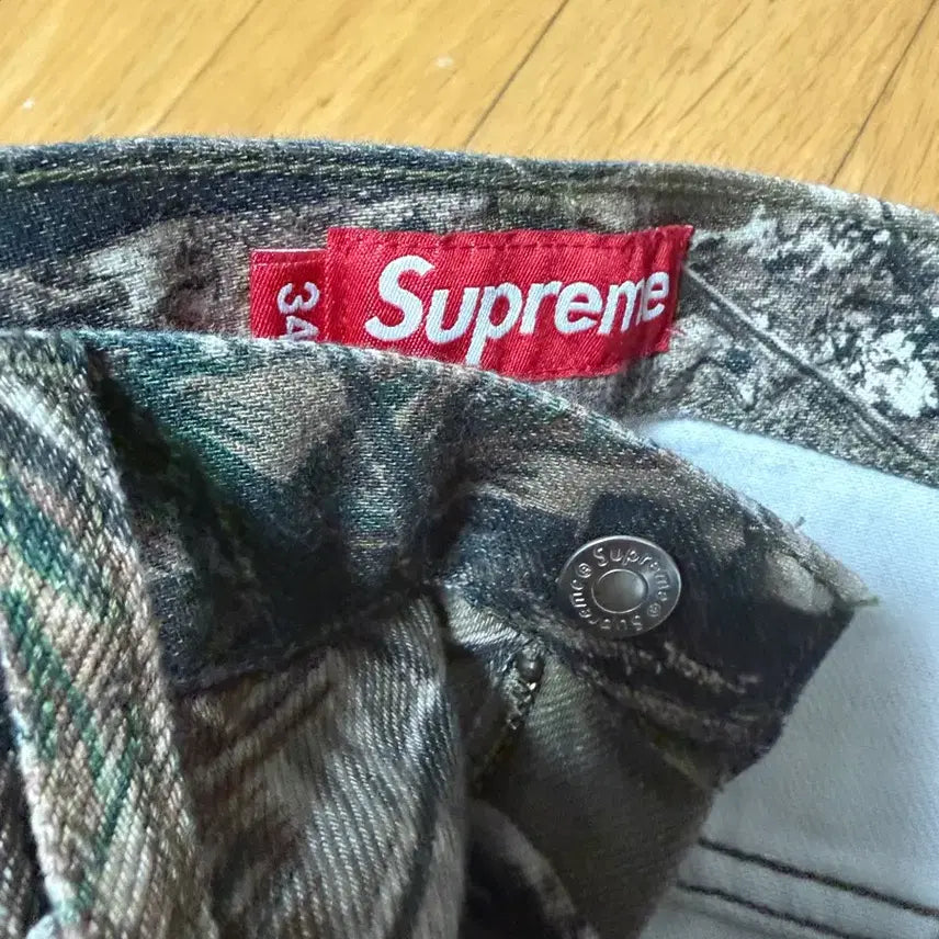 [BUNJANG] Supreme 25FW Realtree Camo Baggy Jeans / [34]25FW 슈프림 배기진 리얼트리 카모