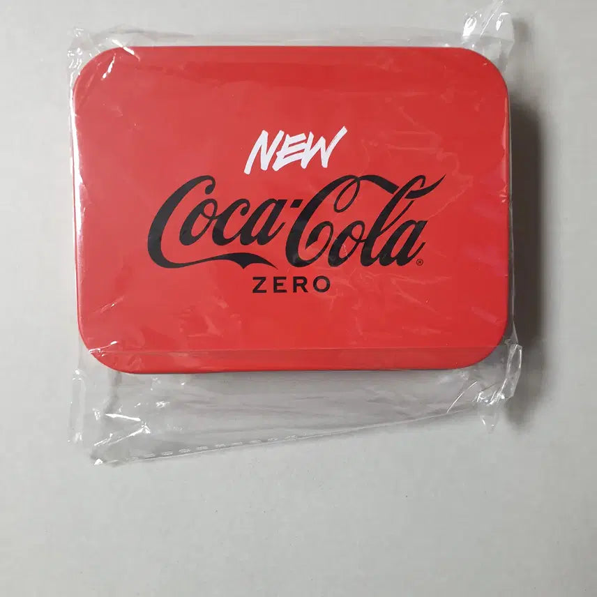 [BUNJANG] Coca-Cola Promotional Items Set (Shoe Charms, Keychain, Tin Case, Can Opener) / 코카콜라 증정용 소품 (슈즈참 / 키링 / 틴케이스 / 콕따)