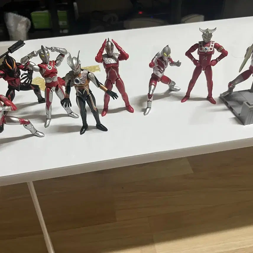 [BUNJANG] Vintage Ultraman Action Figure 8-Piece Bundle Set / 빈티지 울트라맨 액션 피규어 8종 세트 일괄 판매합니다