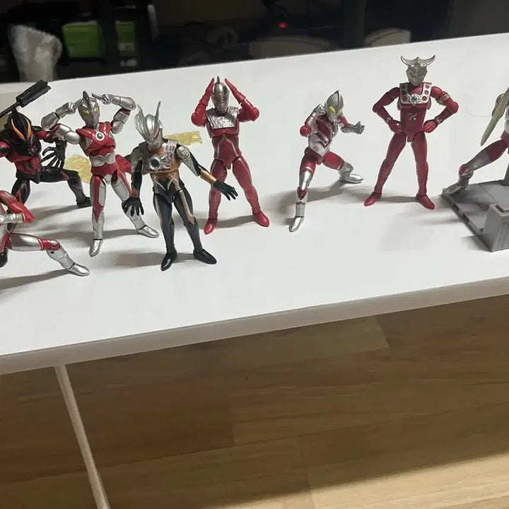 [BUNJANG] Vintage Ultraman Action Figure 8-Piece Bundle Set / 빈티지 울트라맨 액션 피규어 8종 세트 일괄 판매합니다