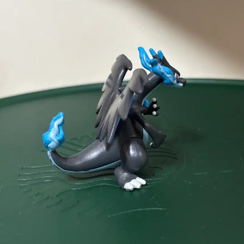 [SOLD OUT] 포켓몬 몬코레 몬콜레 몬스터 콜렉션 메가 리자몽 X 고전 피규어
