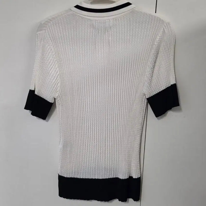 [BUNJANG] Mark &amp;ロナ Golf Ribbed Knit Top / 마크앤로나 골프 골지니트  36