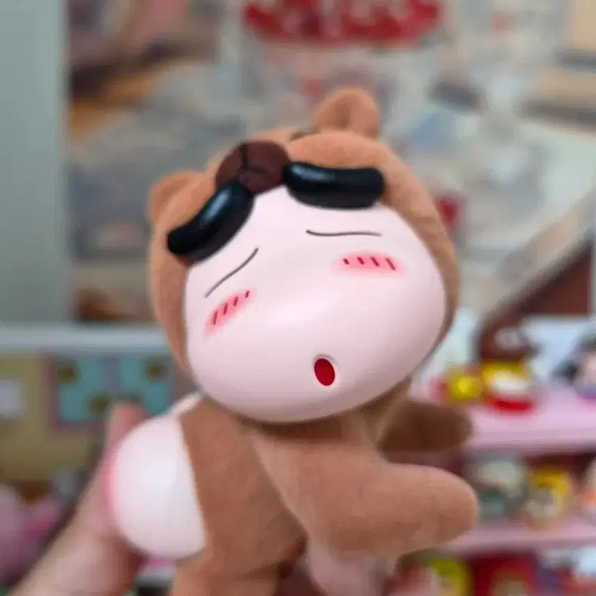 [BUNJANG] Capybara Crayon Shin-chan Figure / 카피바라 짱구 피규어