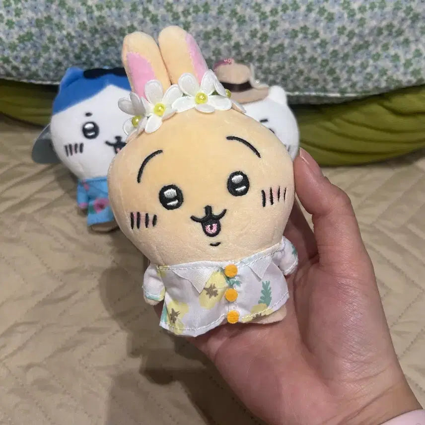 [BUNJANG] Chiikawa Hachiware Usagi Travel Mascot Plush Set / 치이카와 하치와레 우사기 여행 가고 싶다 마스코트(택유) 뽑기