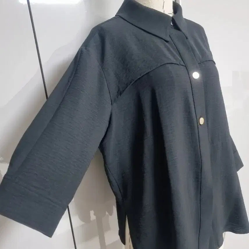 [BUNJANG] Black 7/10 Sleeve Collared Blouse / 블랙 7부 소매 카라 블라우스