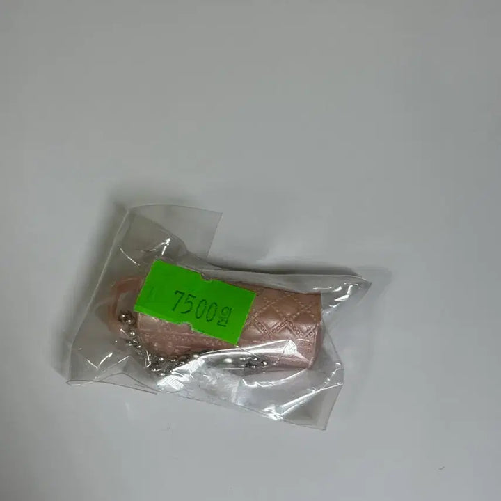 [BUNJANG] Hello Kitty Pink Quilting Bag Charm / 헬로키티 핑크 퀼팅 가방 키링