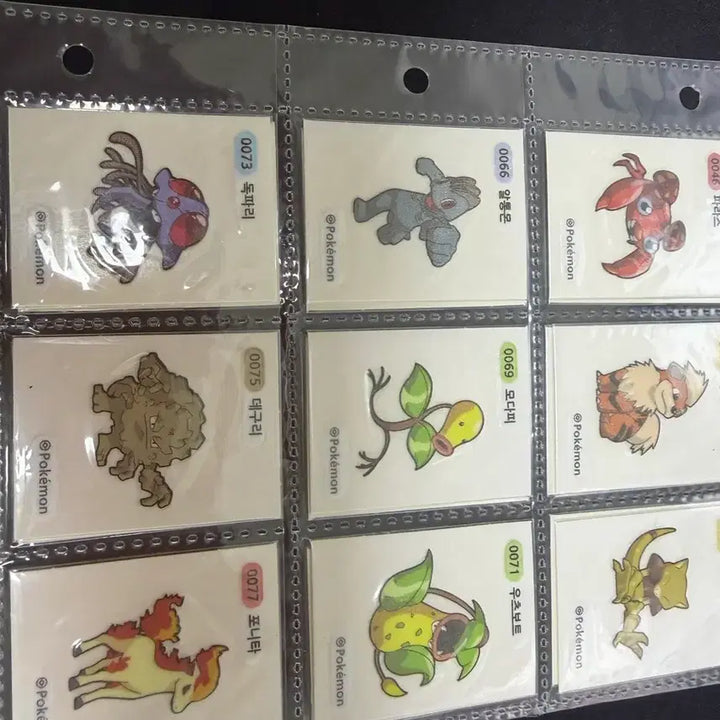 [BUNJANG] Pokemon Sticker Set - Season 2 Uncompleted 40 Types Bundle / 포켓몬 띠부씰 시즌2 미완성 40종 일괄 판매