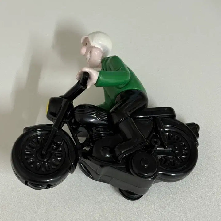 [BUNJANG] Wallace &amp; Gromit Pull-Back Car Wallace Motorcycle Figure / 월레스와그로밋 풀백카 월레스 오토바이 피규어