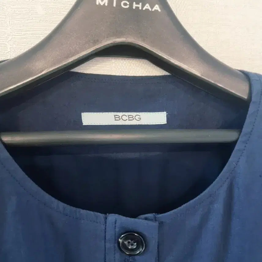 [BUNJANG] BCBG Navy Cotton Shirt-Style Short-Sleeve Dress (Size 55-66) / BCBG 마소재 네이비 코튼 셔츠형 반팔 원피스 55.66
