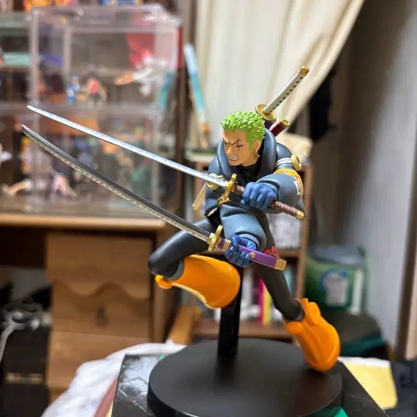 [BUNJANG] One Piece Zoro Figure / 원피스 조로 피규어