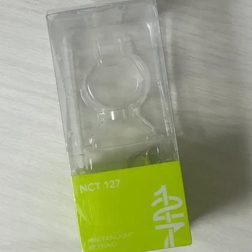 [BUNJANG] NCT 127 Mini Official Lightstick / 엔시티 127 미니!! 응원봉 (탈덕 처분)