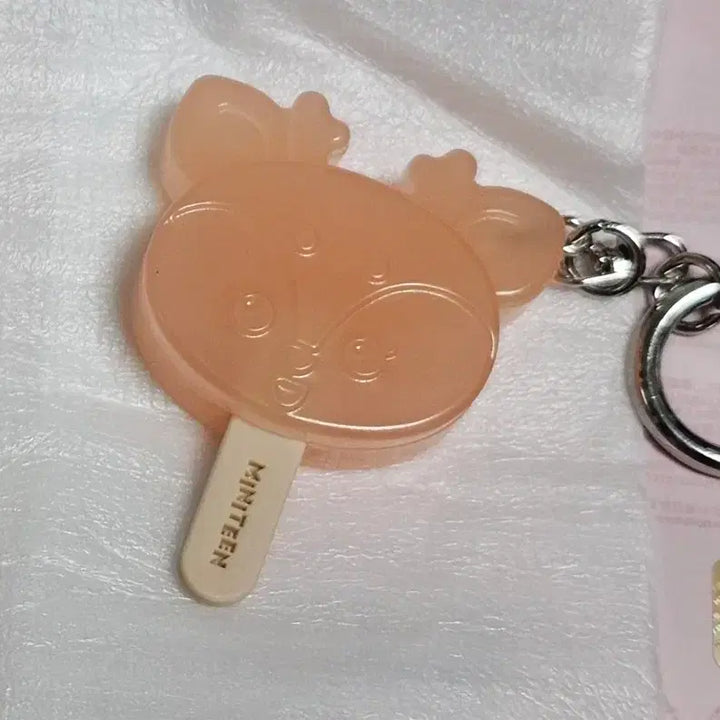 [BUNJANG] SEVENTEEN Minisoon Ice Cream Lucky Draw Keyring / 세븐틴 미니틴 논버 샤스미 아이스크림 럭드 키링 원가양도