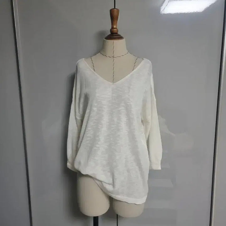 [BUNJANG] Plus Size Cream V-Neck Knit Top / 빅사이즈 크림 화이트 브이넥 니트 66~99