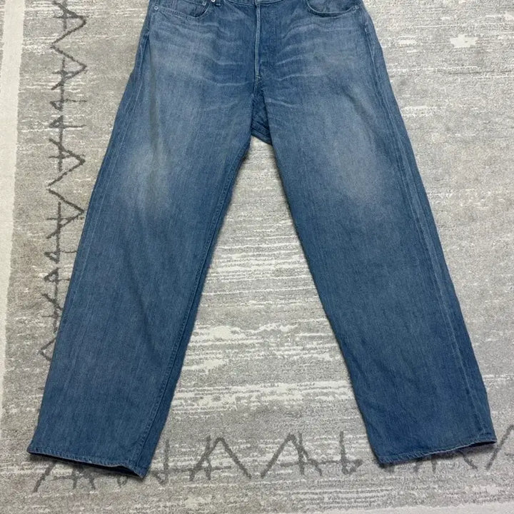 [BUNJANG] Auralee Fade Light Selvedge Wide Denim Size 6 / 오라리 페이드 라이트 셀비지 와이드 데님 6사이즈 판매합니다.