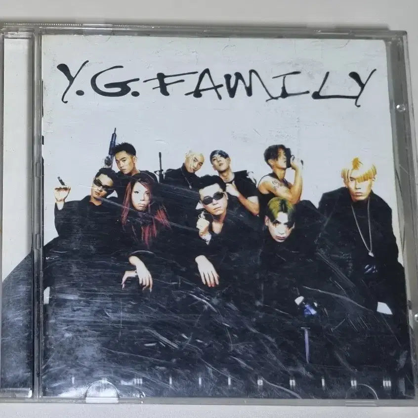 [BUNJANG] YG Family 1st Album (Unsealed CD) / YG FAMILY 1집 (개봉 CD)