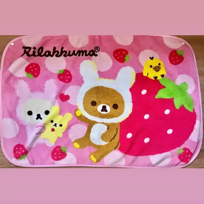 [BUNJANG] Rilakkuma Korilakkuma Rabbit Strawberry Vintage Blanket / 급처ㅜㅜ가격제안ㄱㄱ!!리락쿠마 코리락쿠마 토끼 딸기가 좋아 고전 담요