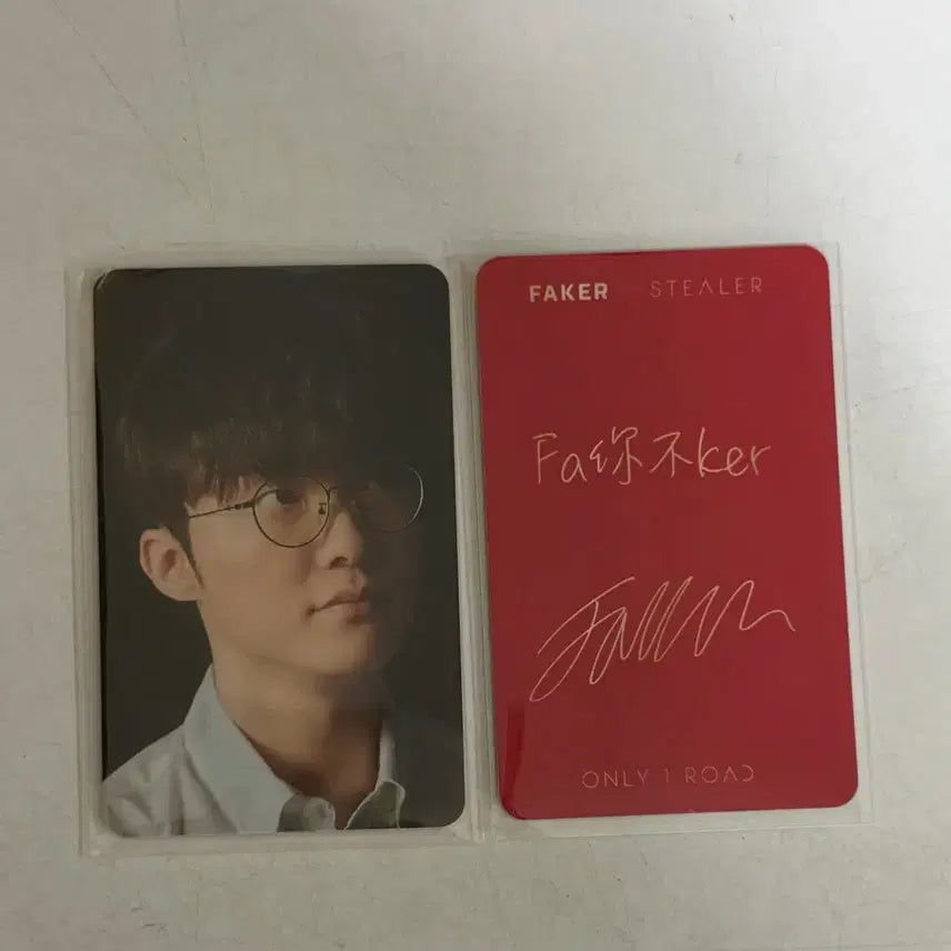 [BUNJANG] T1 Faker Eyewear Photocard (Chinese Back) / T1 페이커  Faker 안경 포토카드 (중문 뒷면)