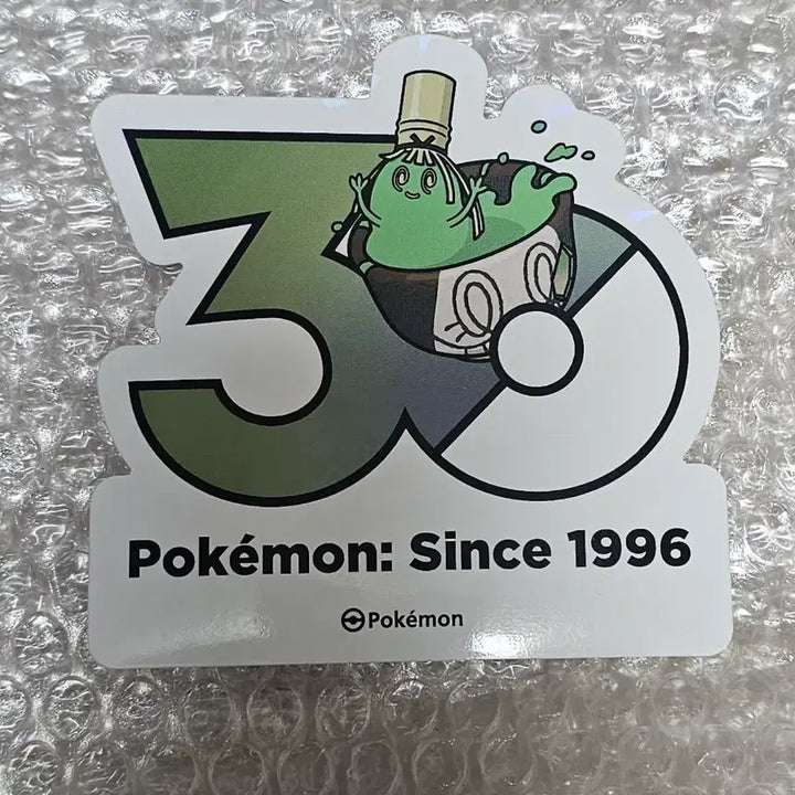 [BUNJANG] Pokemon 30th Anniversary Logo Sticker / 포켓몬 스토어 30주년 로고스티커 그우린차