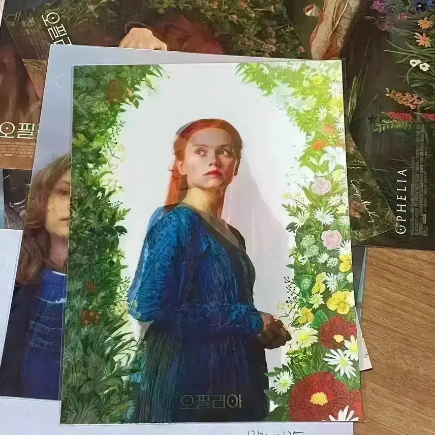 [BUNJANG] Ophelia Artist Lenticular Poster Package Badge Storybook / 오필리아 A3 포스터 아티스트렌티큘러 조지맥케이영화 명화패키지뱃지스토리북