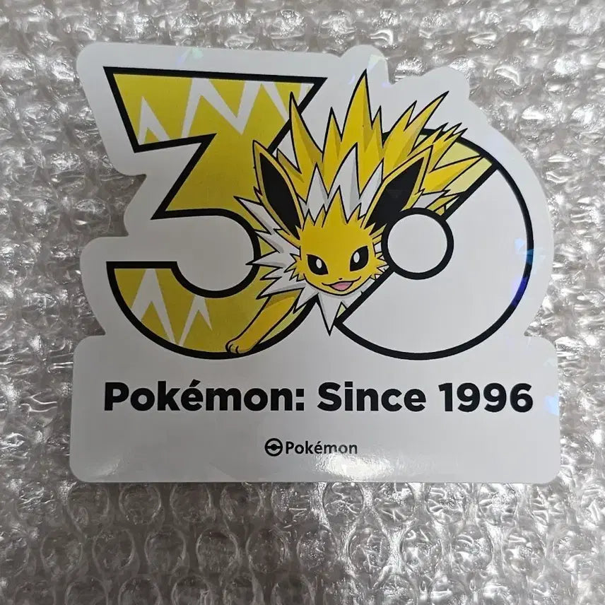 [BUNJANG] Pokemon 30th Anniversary Logo Sticker - Jolteon / 포켓몬 스토어 30주년 로고스티커 쥬피썬더