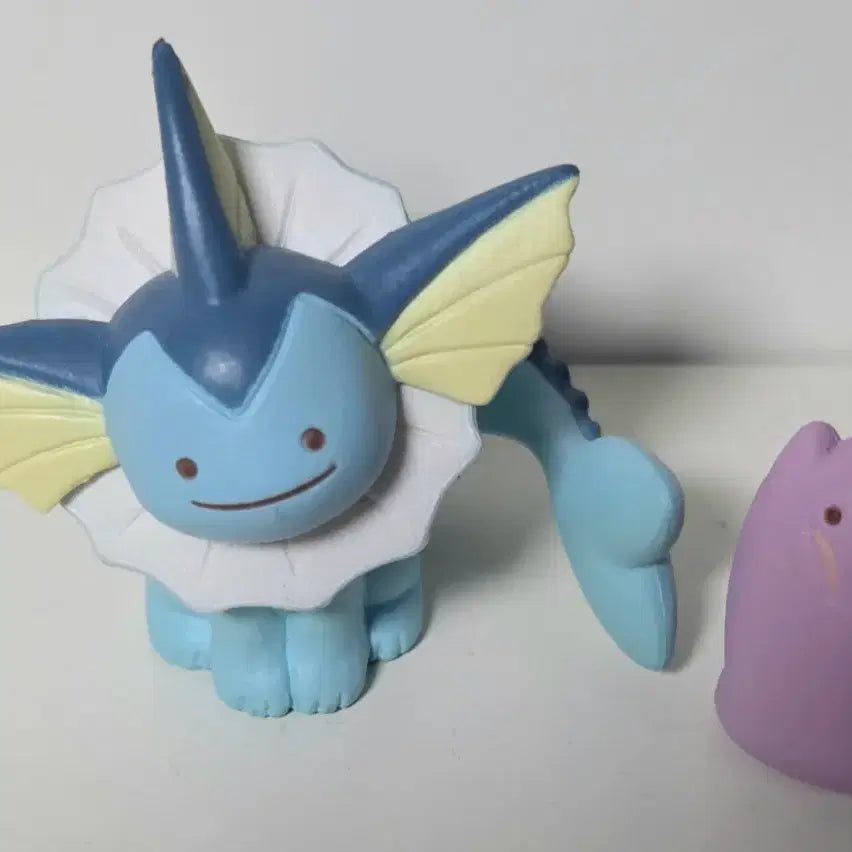 [BUNJANG] Pokemon Metamon Vaporeon Transform Gacha Figure / 포켓몬 변신 메타몽 샤미드 피규어 가챠