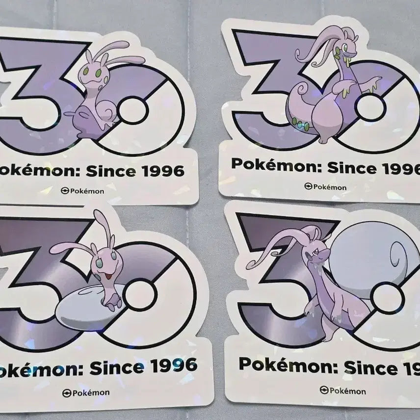[BUNJANG] Pokemon 30th Anniversary Logo Sticker - Mikkunail &amp; Mikkuragon / 포켓몬 30주년 로고 스티커 미끄네일 + 미끄래곤