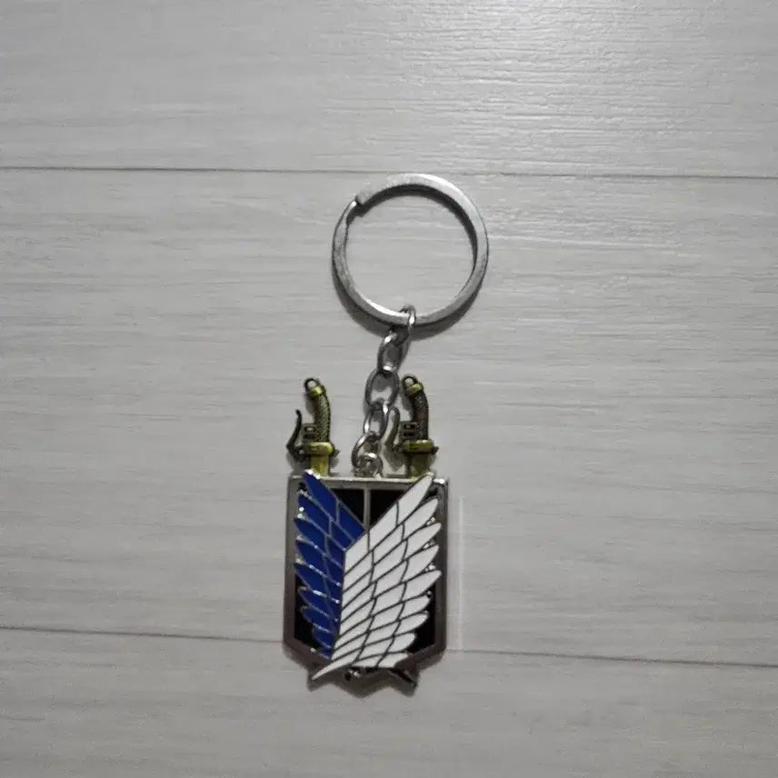 [BUNJANG] Attack on Titan Survey Corps Keychain / 진격의 거인 조사병단 열쇠고리
