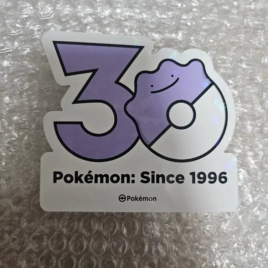 [BUNJANG] Pokemon 30th Anniversary Metamon Logo Sticker / 포켓몬 스토어 30주년 로고스티커 메타몽