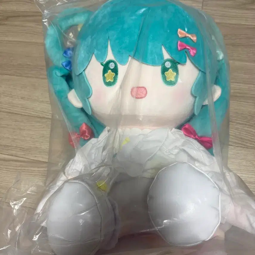 [BUNJANG] Hatsune Miku China Kuzuji A Prize Plush Doll (Sealed) / (미개봉)하츠네 미쿠 중국 한정 쿠지 A상 인형