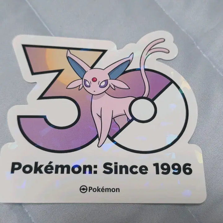 [BUNJANG] Pokemon 30th Anniversary Eevee Hologram Sticker / 포켓몬 30주년 로고 스티커 에브이