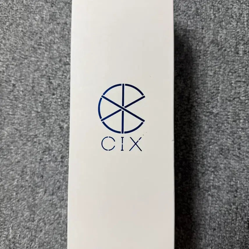 [BUNJANG] CIX Official Lightstick (Poebong) / Cix 응원봉 포에봉 택포가격!!
